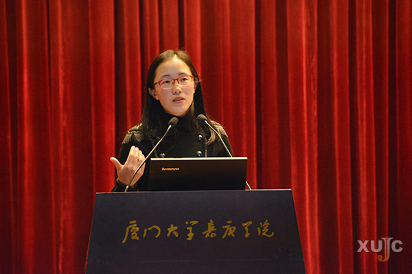 学工部部长姚祖婵做《我校大学生创新创业教育第二课堂工作报告》
